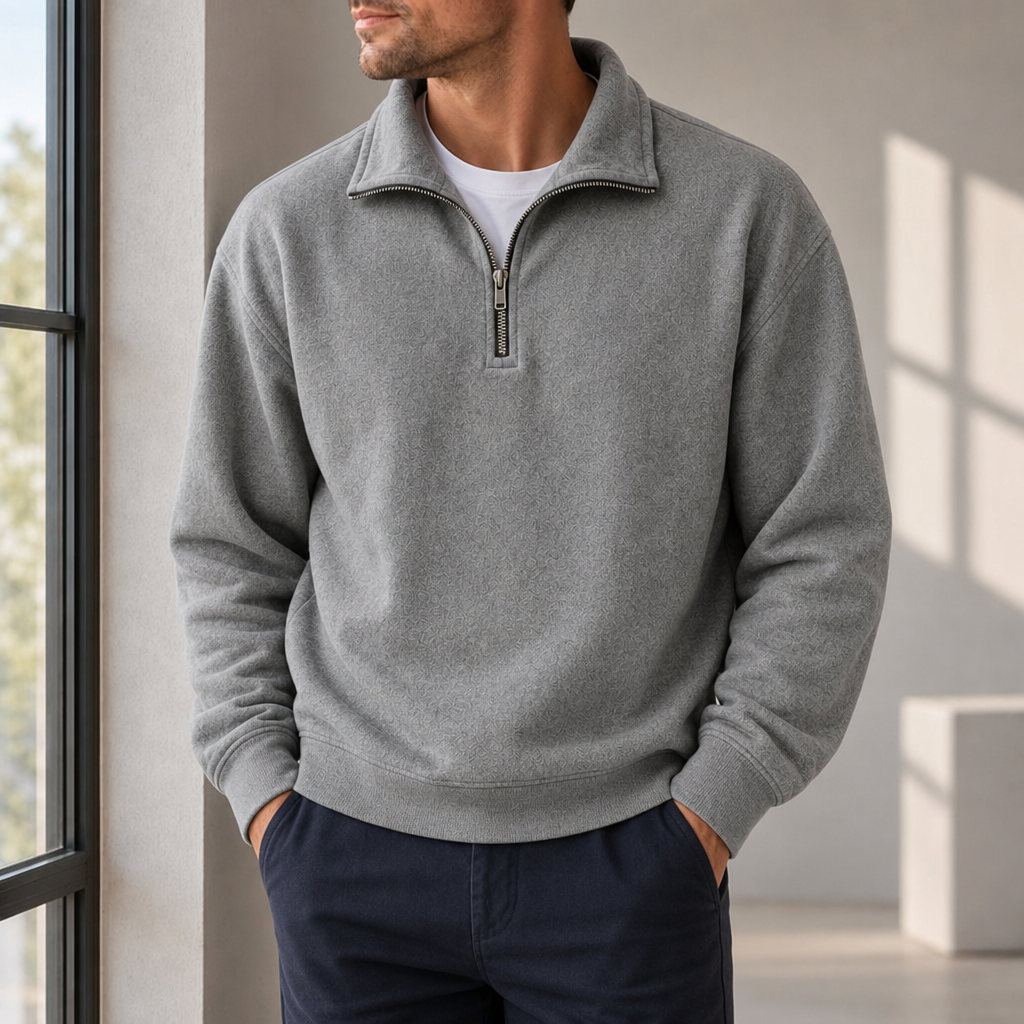 Comillas Quarter-Zip Fleece Sweatshirt in Light Gray