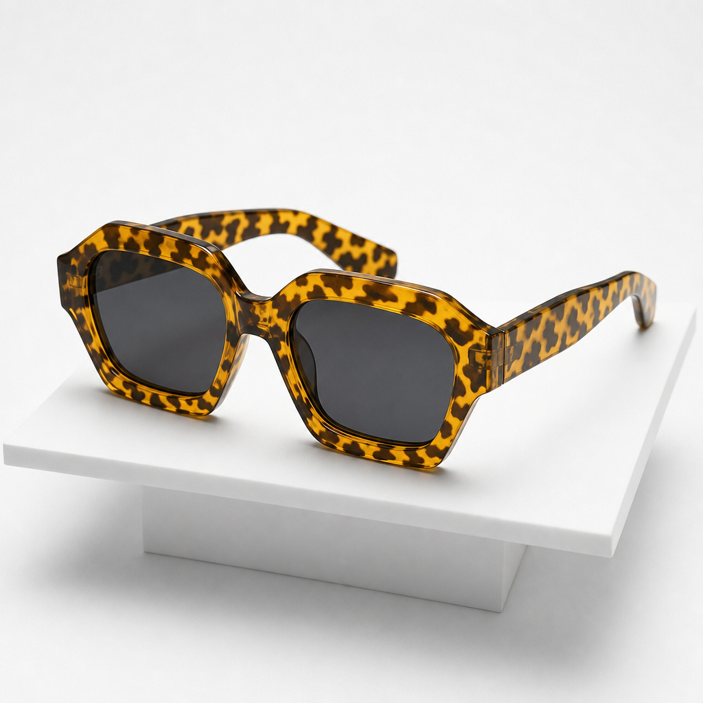 Women's Naxos Sunglasses in Tiger